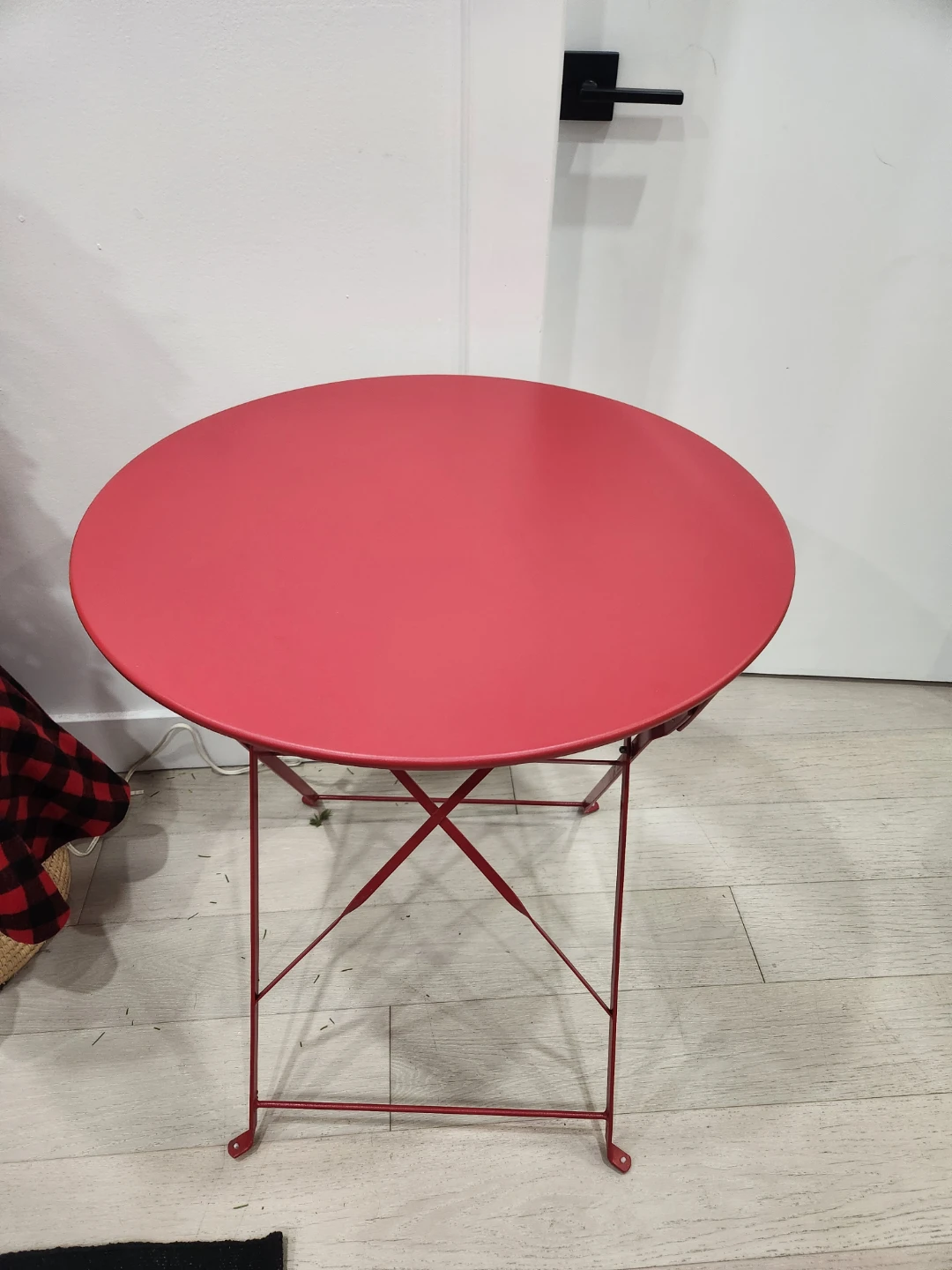 Red Metal Bistro Table - Round Folding Table + 2 Chairs - photo 3