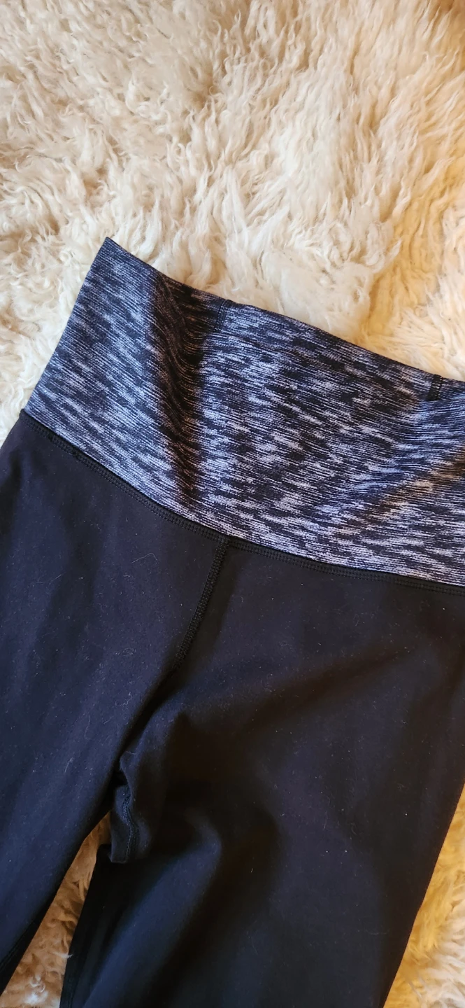Lululemon Black and Grey Heathered Bootcut Yoga Pants - photo 4