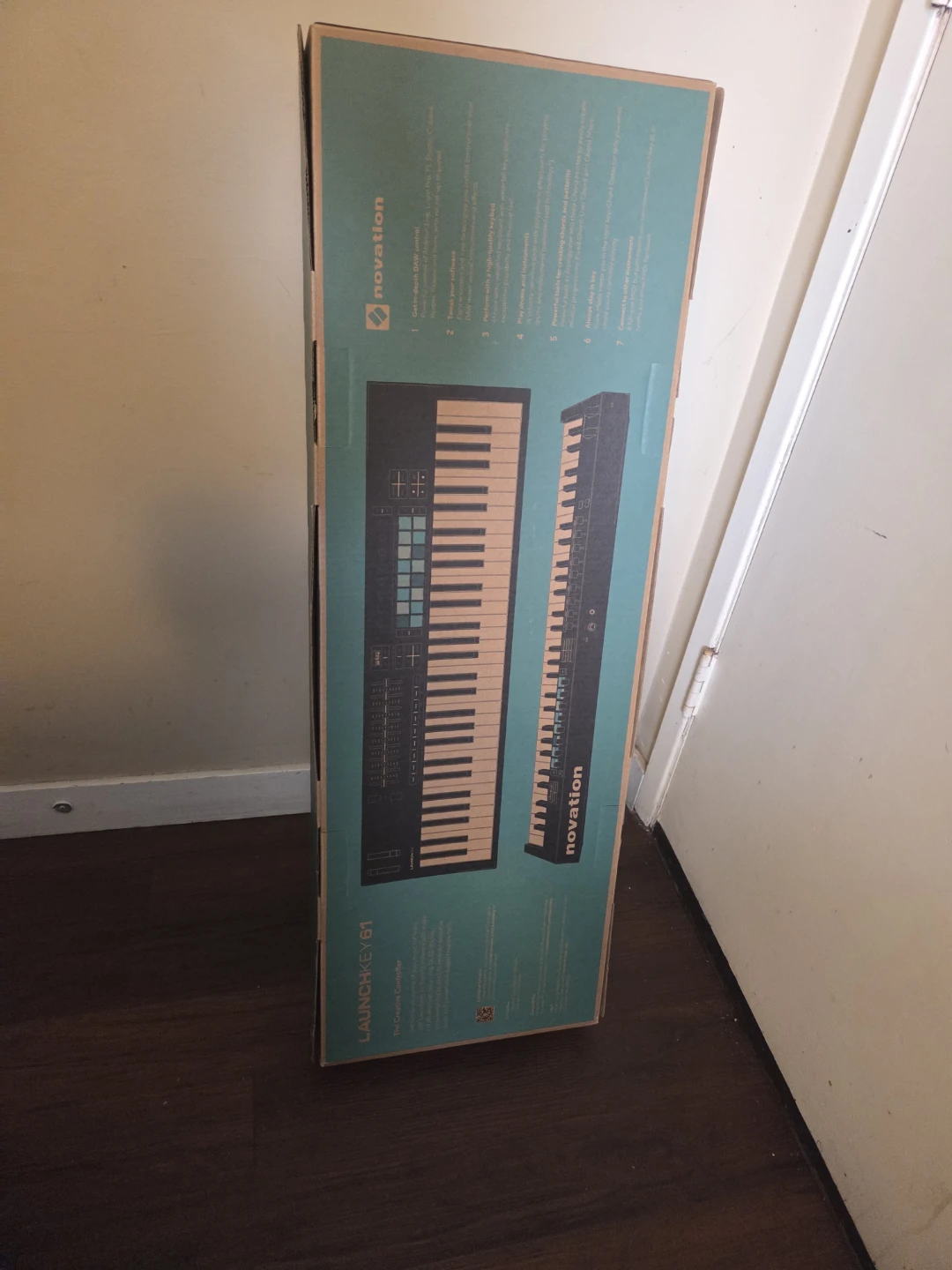 Novation Launchkey 61 Keyboard Controller (mk4)