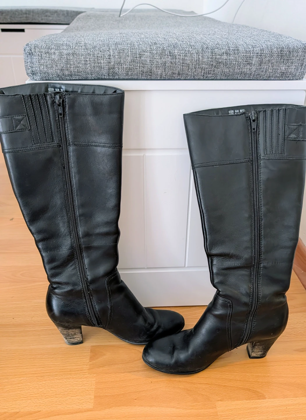 Clarks Black Leather Knee High Boots - Women's Size 6.5M - photo 4