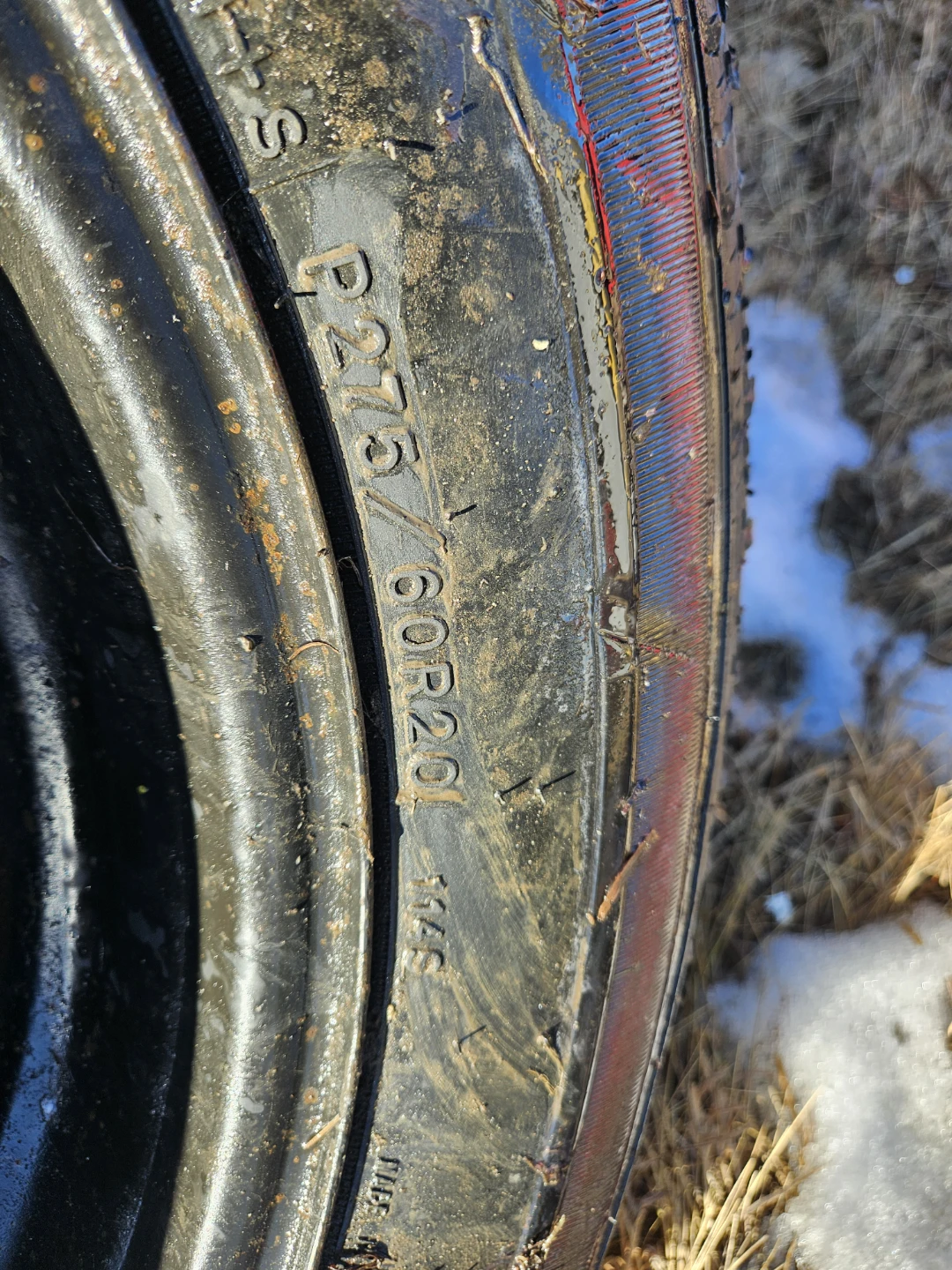 1 275 60R 20inch tires and steel Rim Like new - photo 4