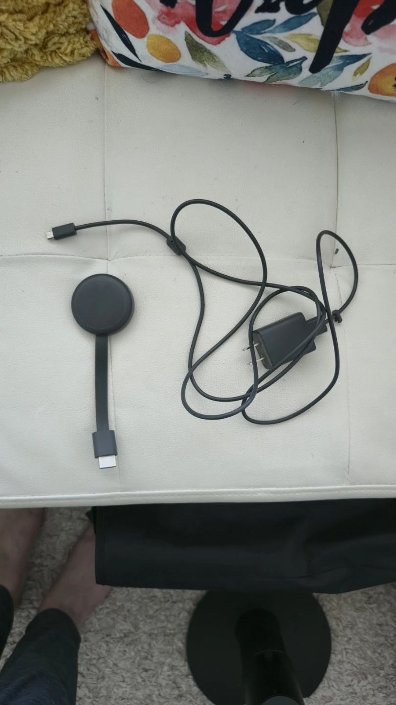 Google Chromecast (1st Gen) Streaming Device