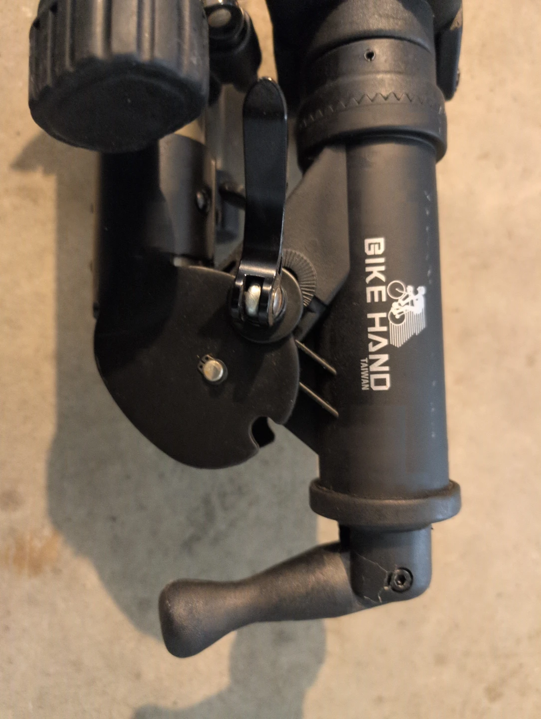 Bicycle storage or repair stand - photo 2