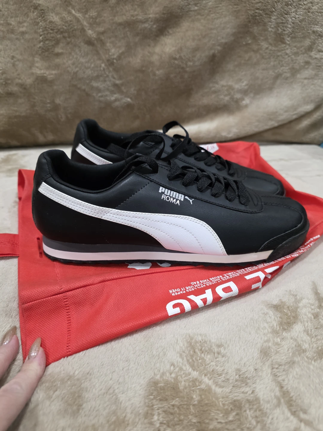 Puma Roma Black & White Sneakers - photo 2