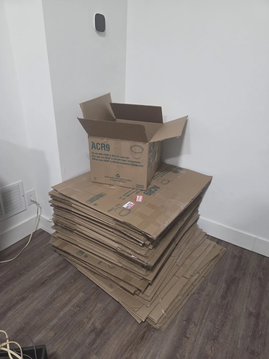 Stack of Cardboard Moving Boxes 50 pieces - photo 2