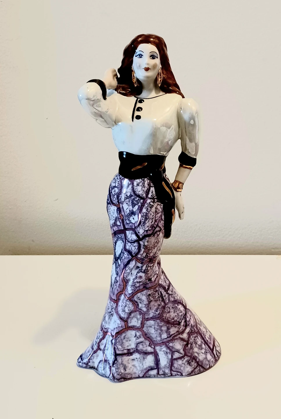 Vtg Stipo Dorohoi Hand Painted Porcelain Statue