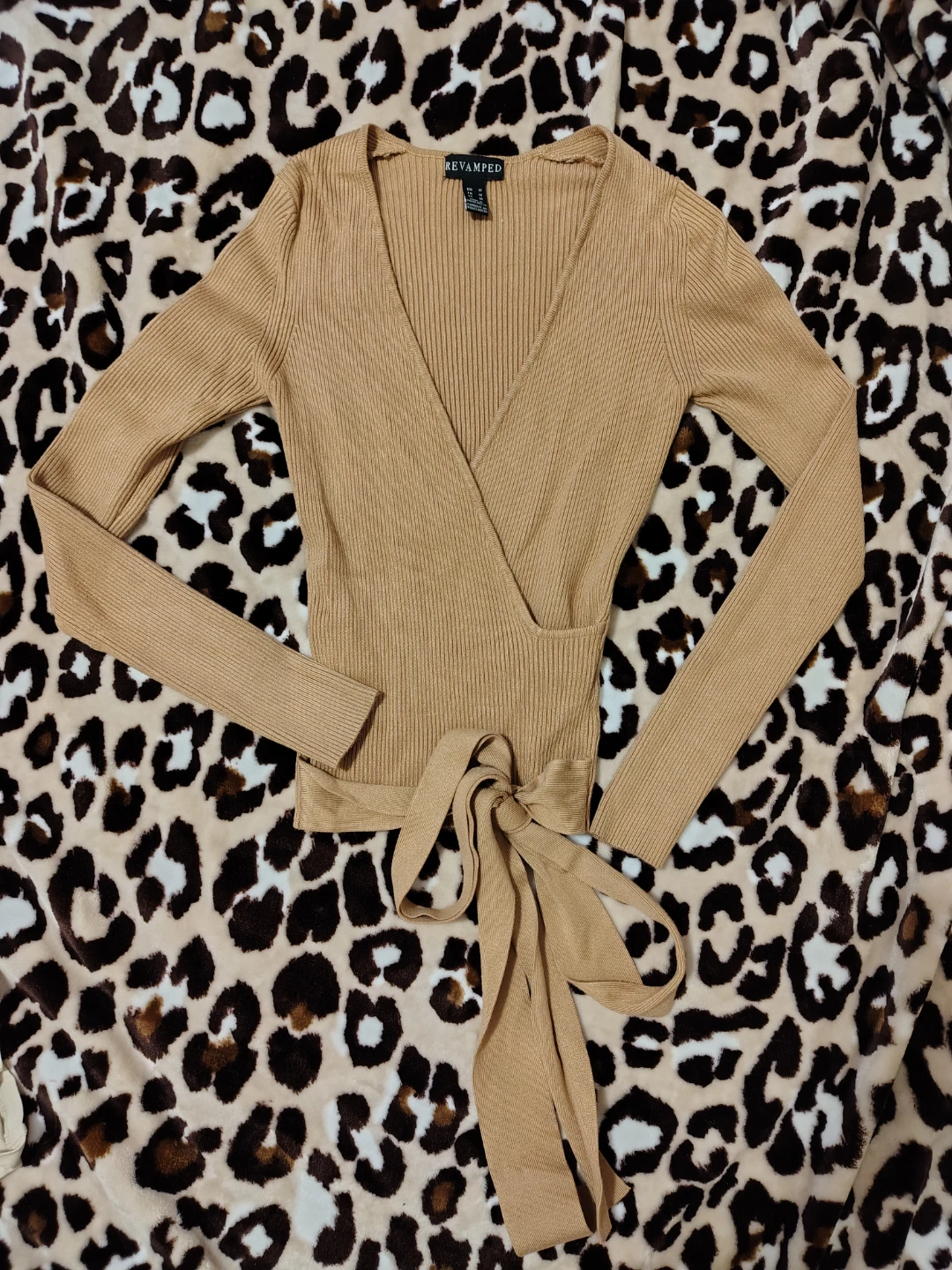Revamped Ribbed Wrap Sweater - size M - photo 2