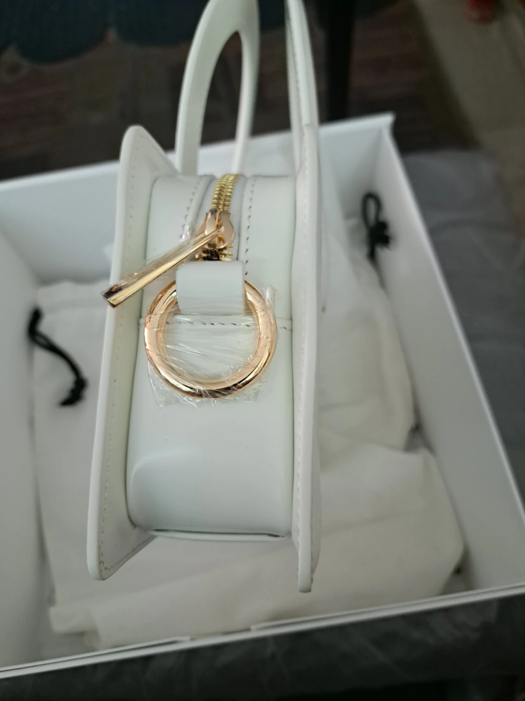 New LUAR White Ana Leather Handbag With Gold Chain - photo 2