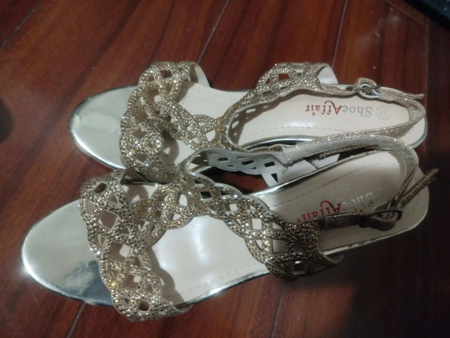 Shoe Affair Gold Heels - Size 7 - photo 2