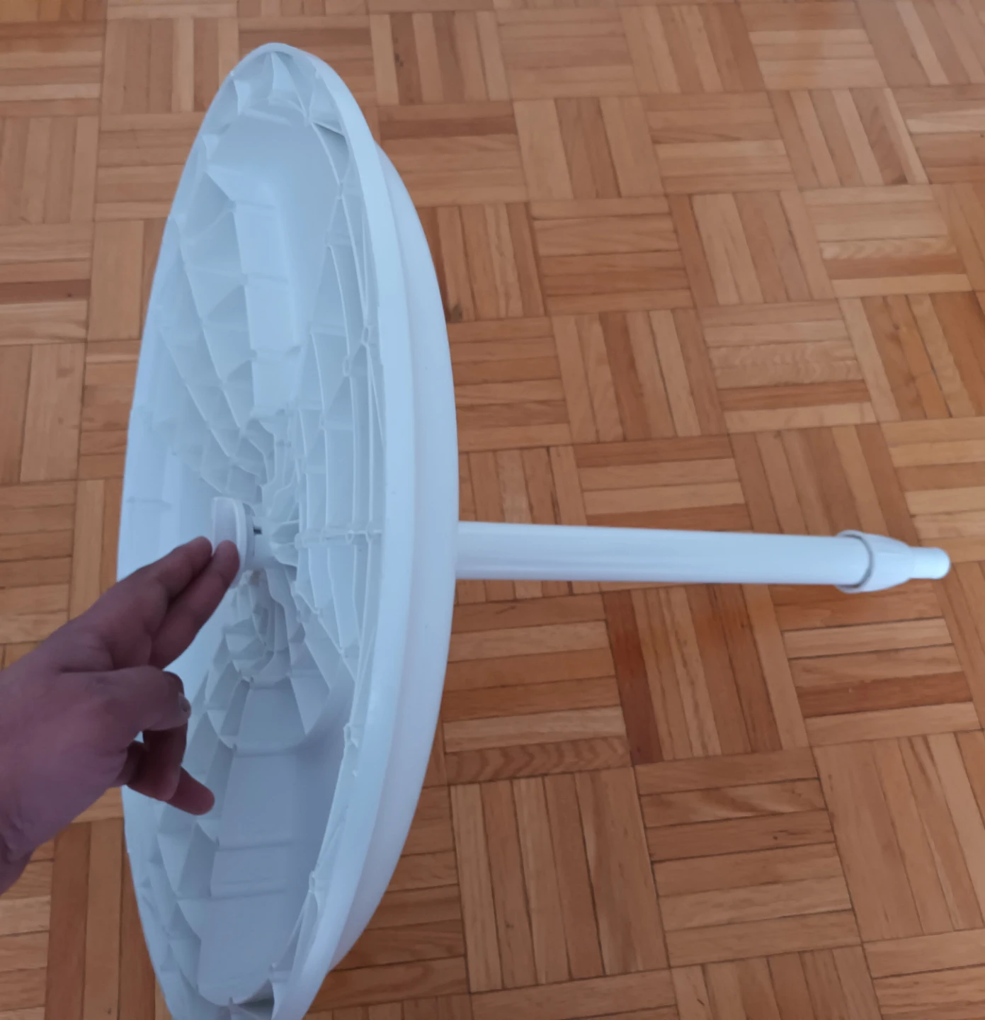 Tilt-head oscillating adjustable-height pedestal fan - photo 4