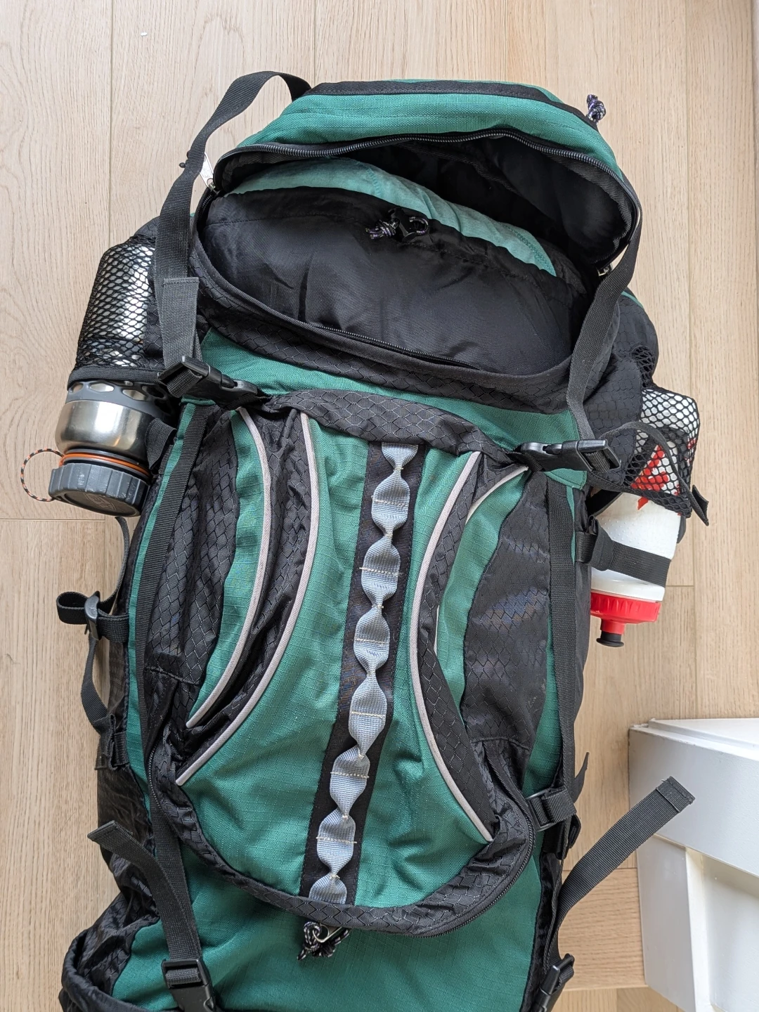 Sky Pack Delta 40 Backpack - photo 4