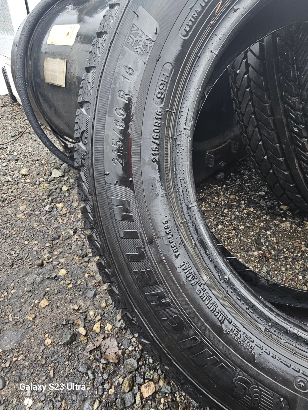 Michelin Winter Tires 215/60R16 - photo 2