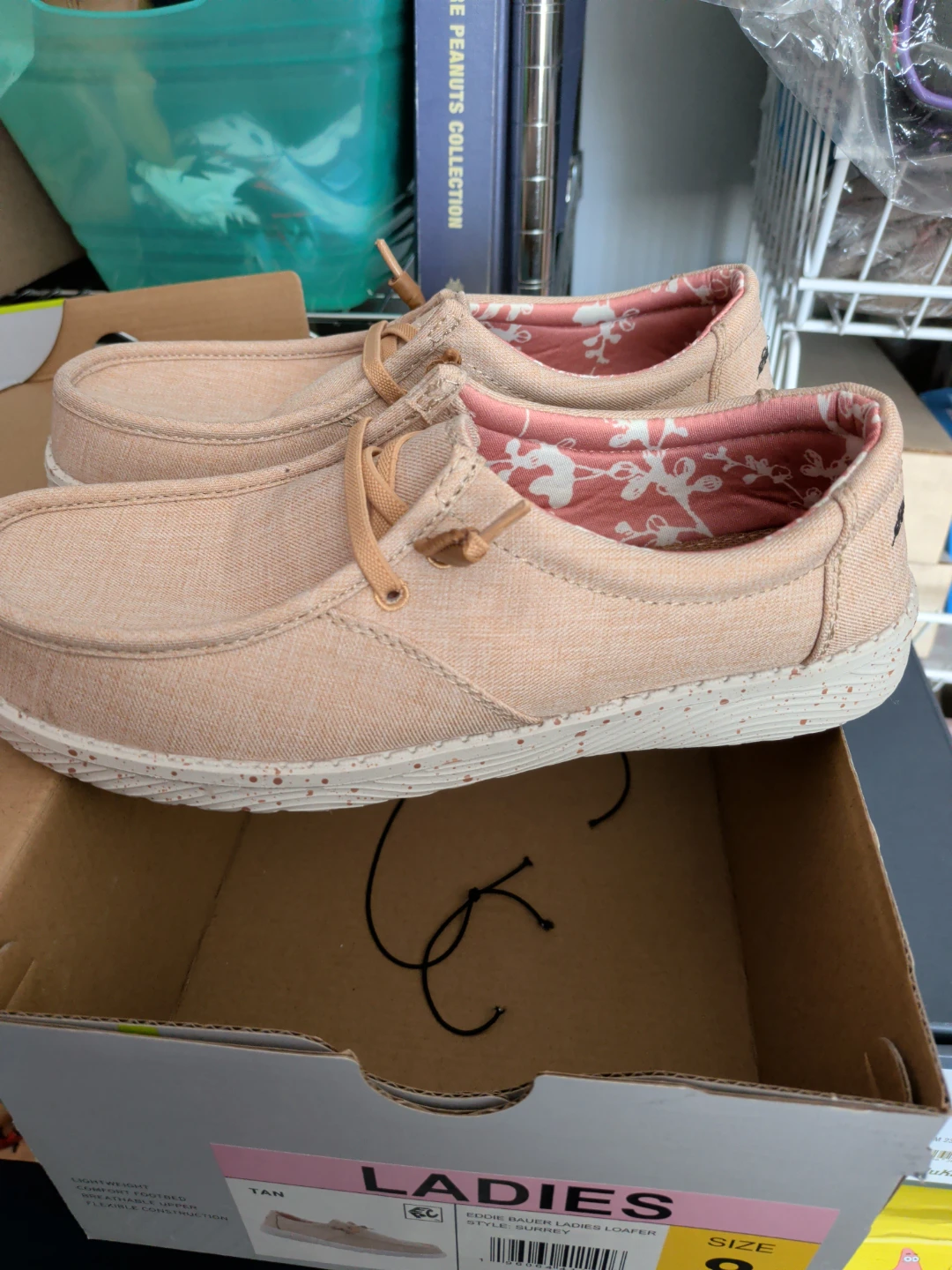 Eddie Bauer Ladies Tan Loafer Shoes Size 8