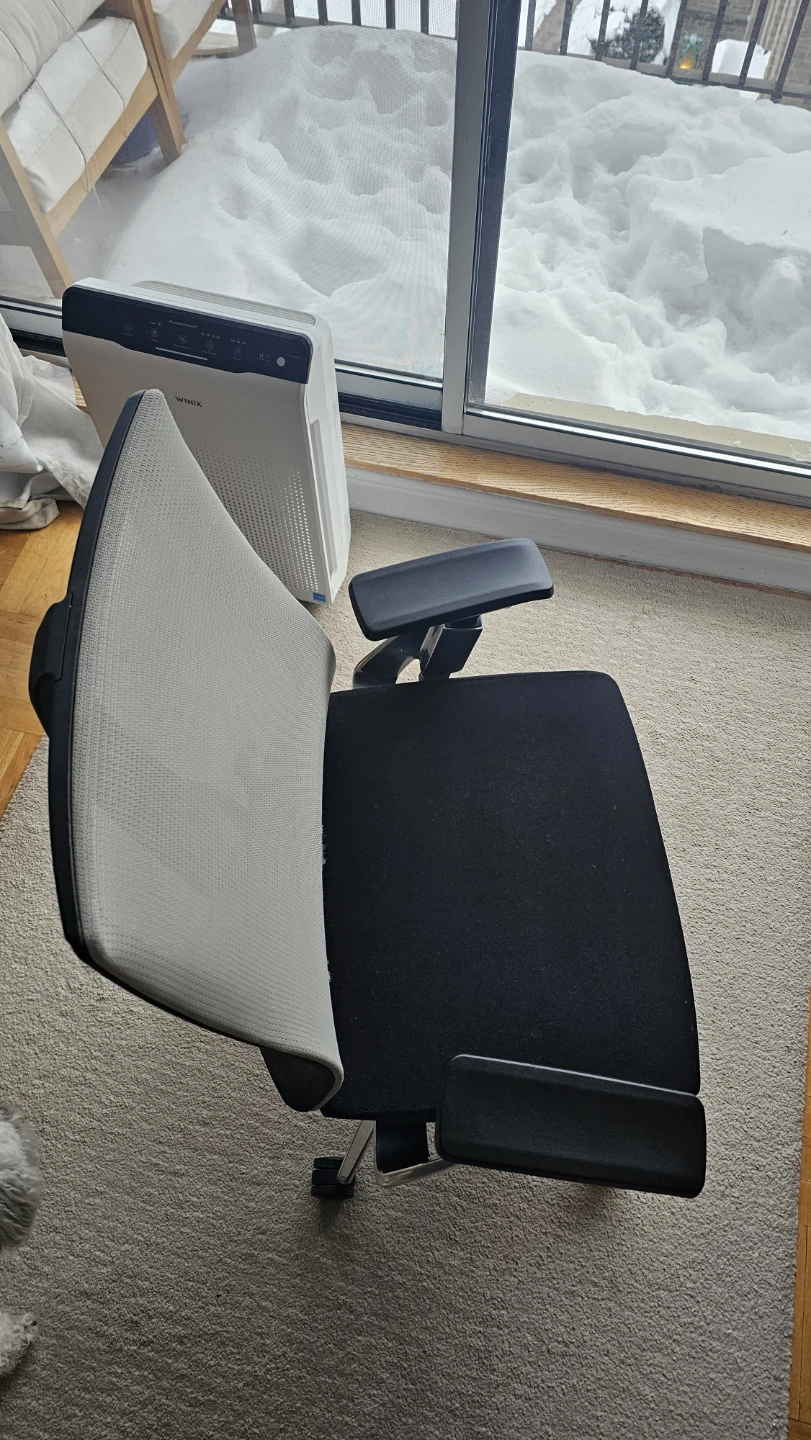 Ergonomic Mesh Office Chair - photo 3