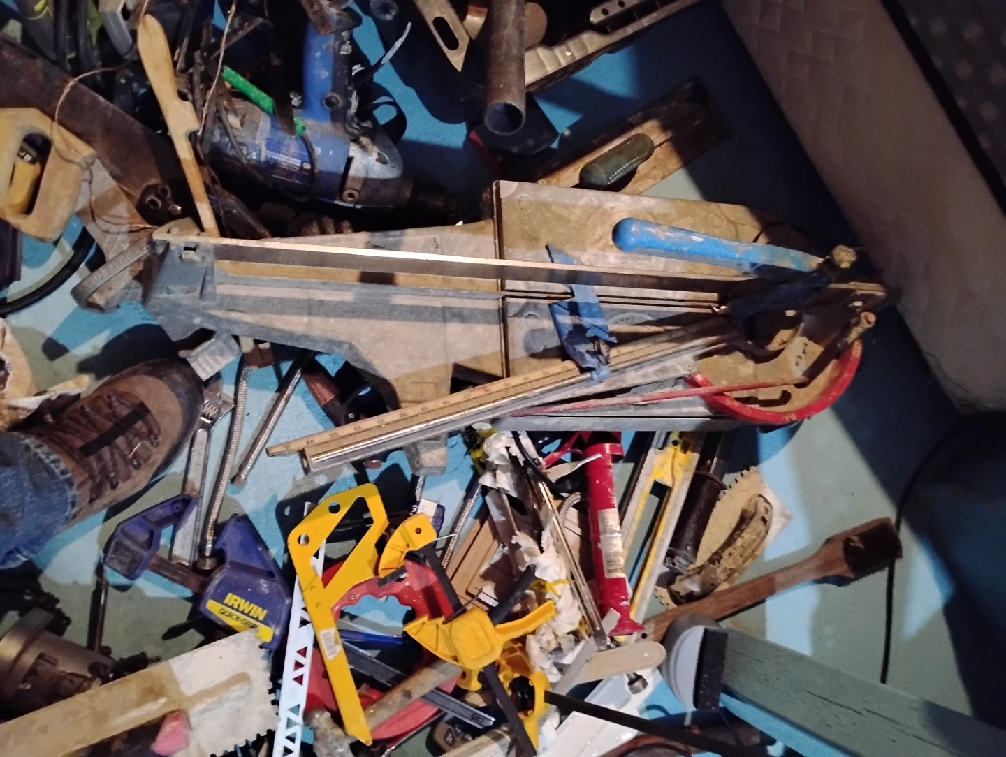 Manual Tile Cutter and Assorted Tools - photo 5