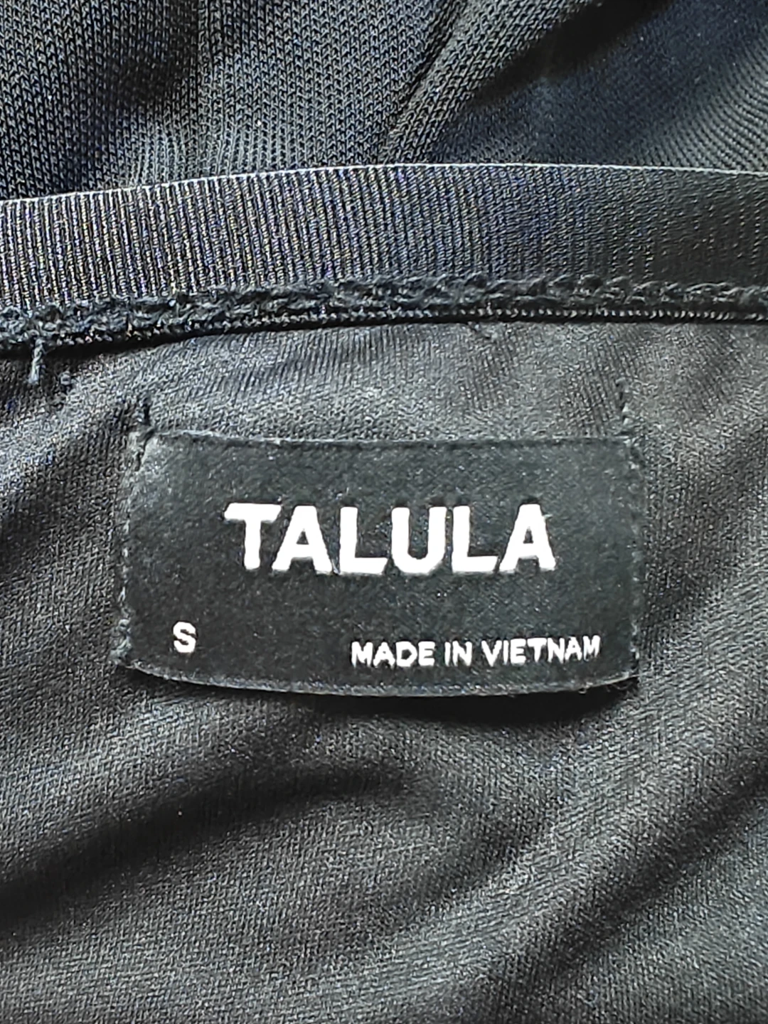 Aritzia Talula Ruched Black Mini Skirt - photo 3
