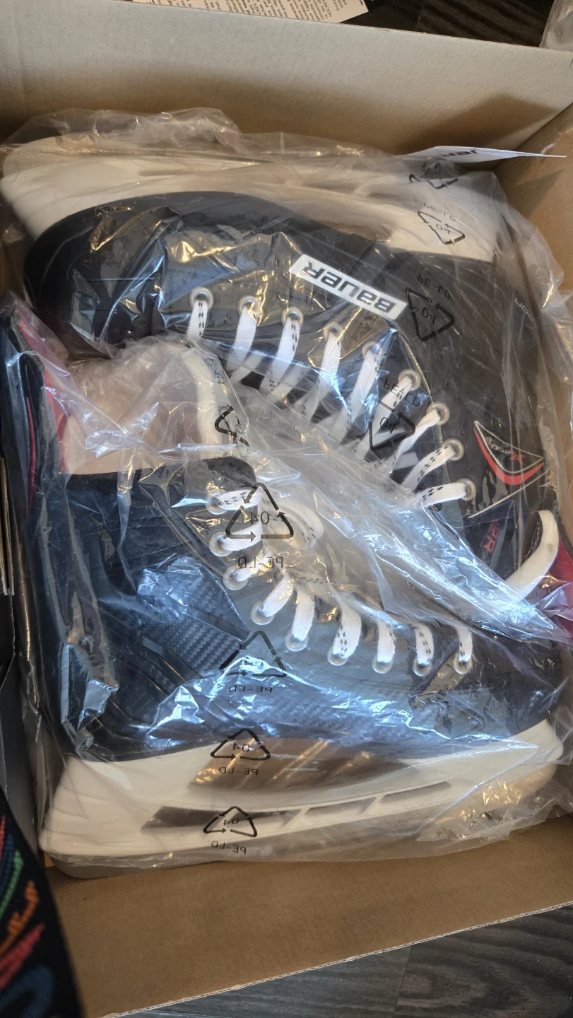Bauer Vapor X250 Hockey Skates - Size 8 - photo 2