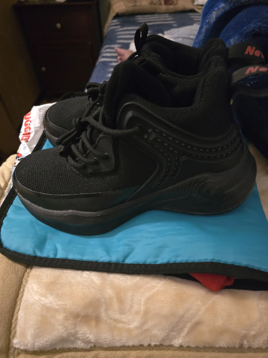 Black Athletic Shoes - photo 2