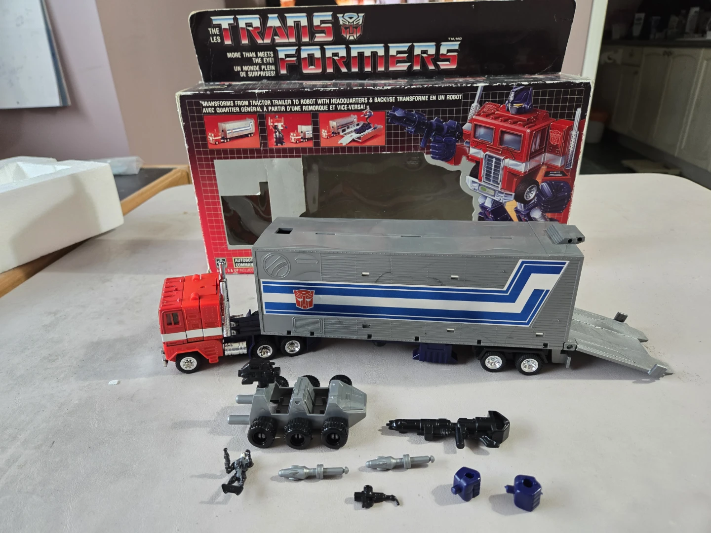 Vintage Transformers Optimus Prime G1