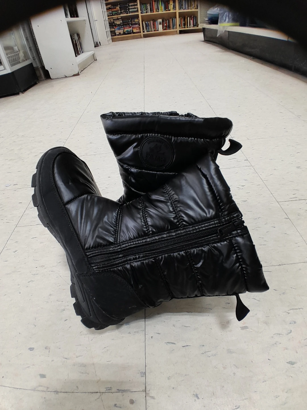 Pajar Black Winter Boots Women's Size 8 - photo 2