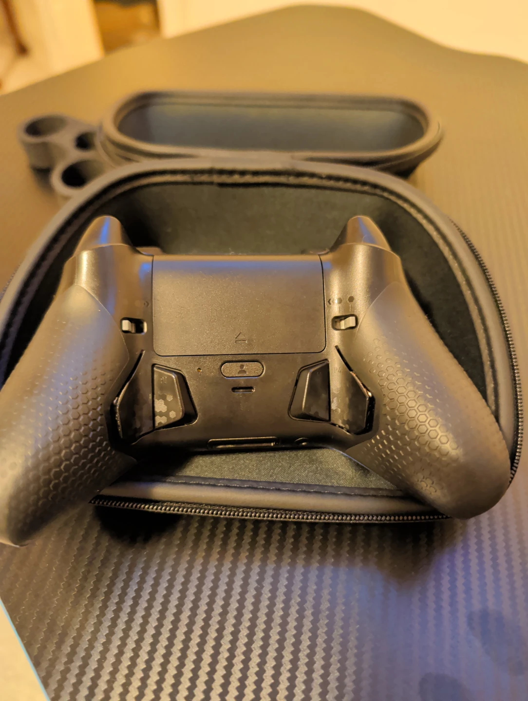 Scuf instic pro Gaming Controller with Case - photo 3