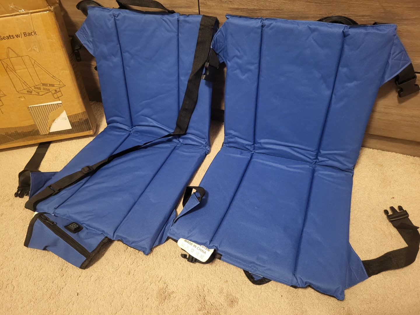 Set of 2 stadium seats (New in box) - photo 3