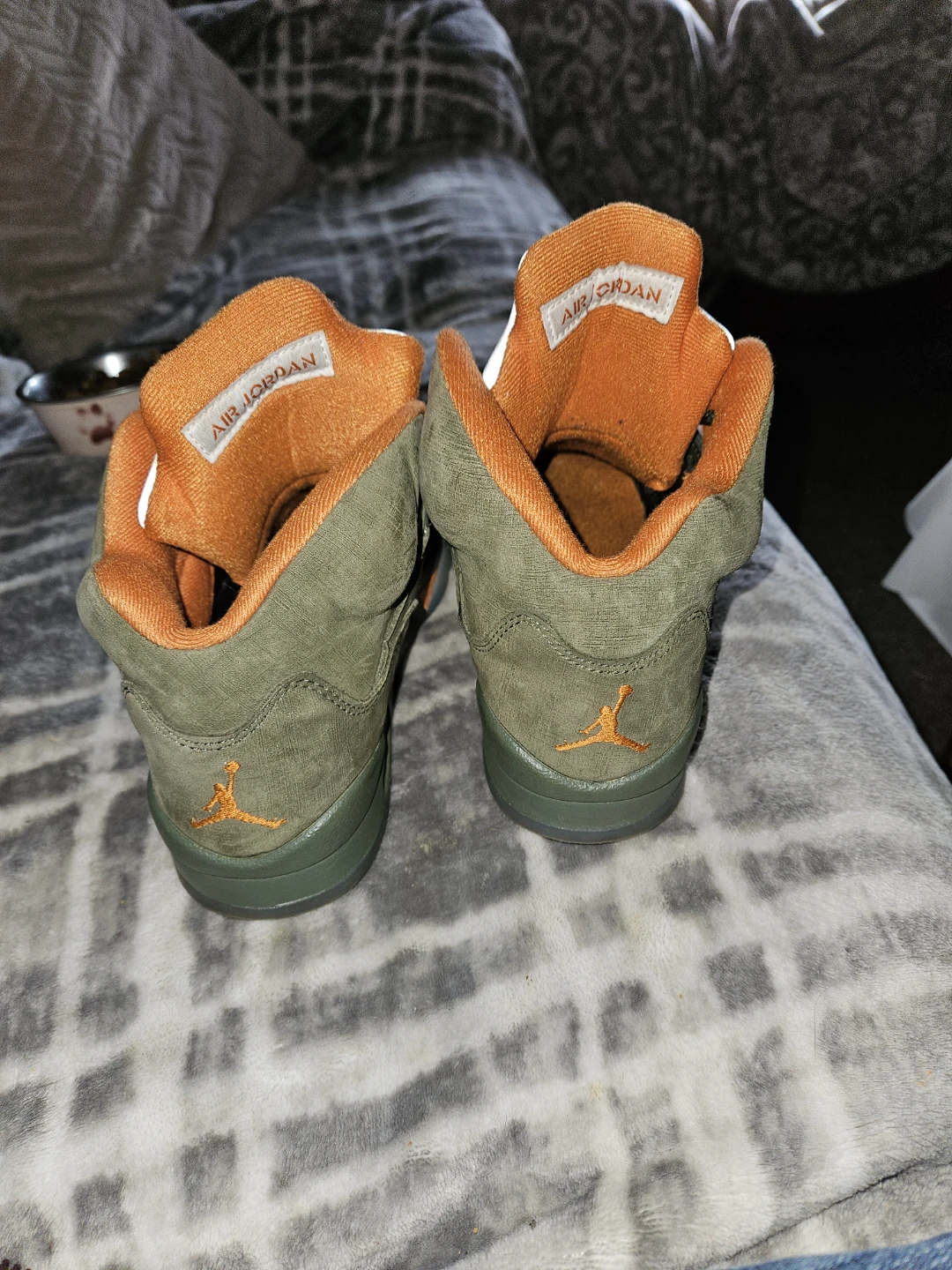 Air Jordan 5 Retro Olive Youth Size 6Y - photo 3
