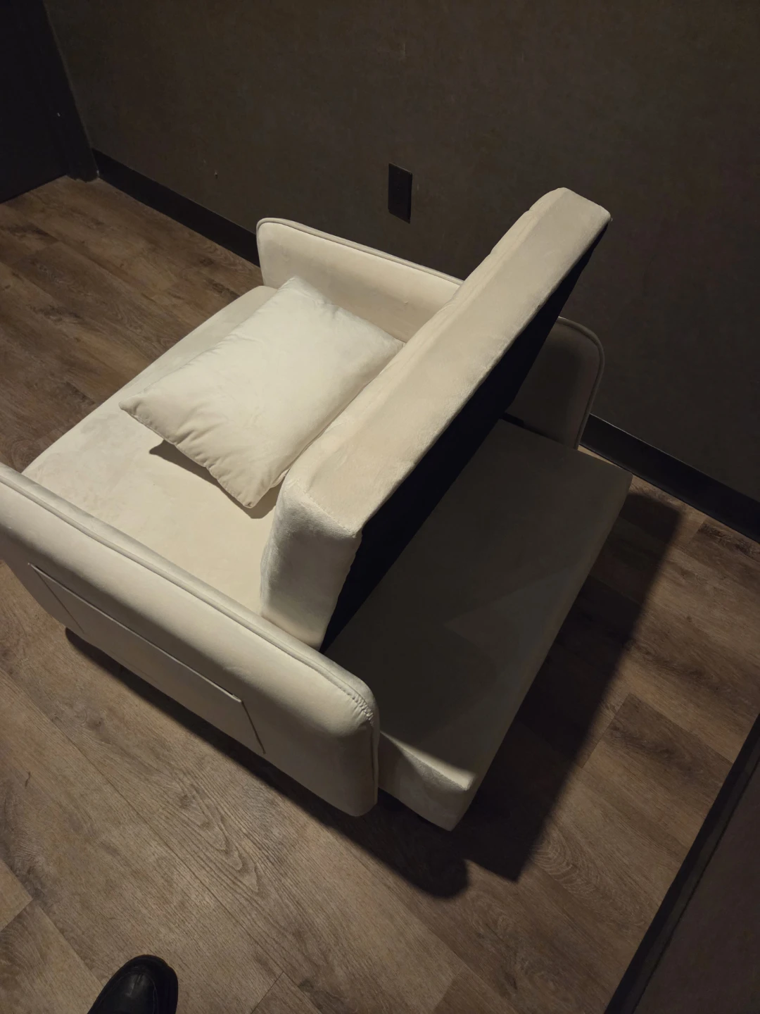 Pull Out Sleeper Chair - Beige - photo 4
