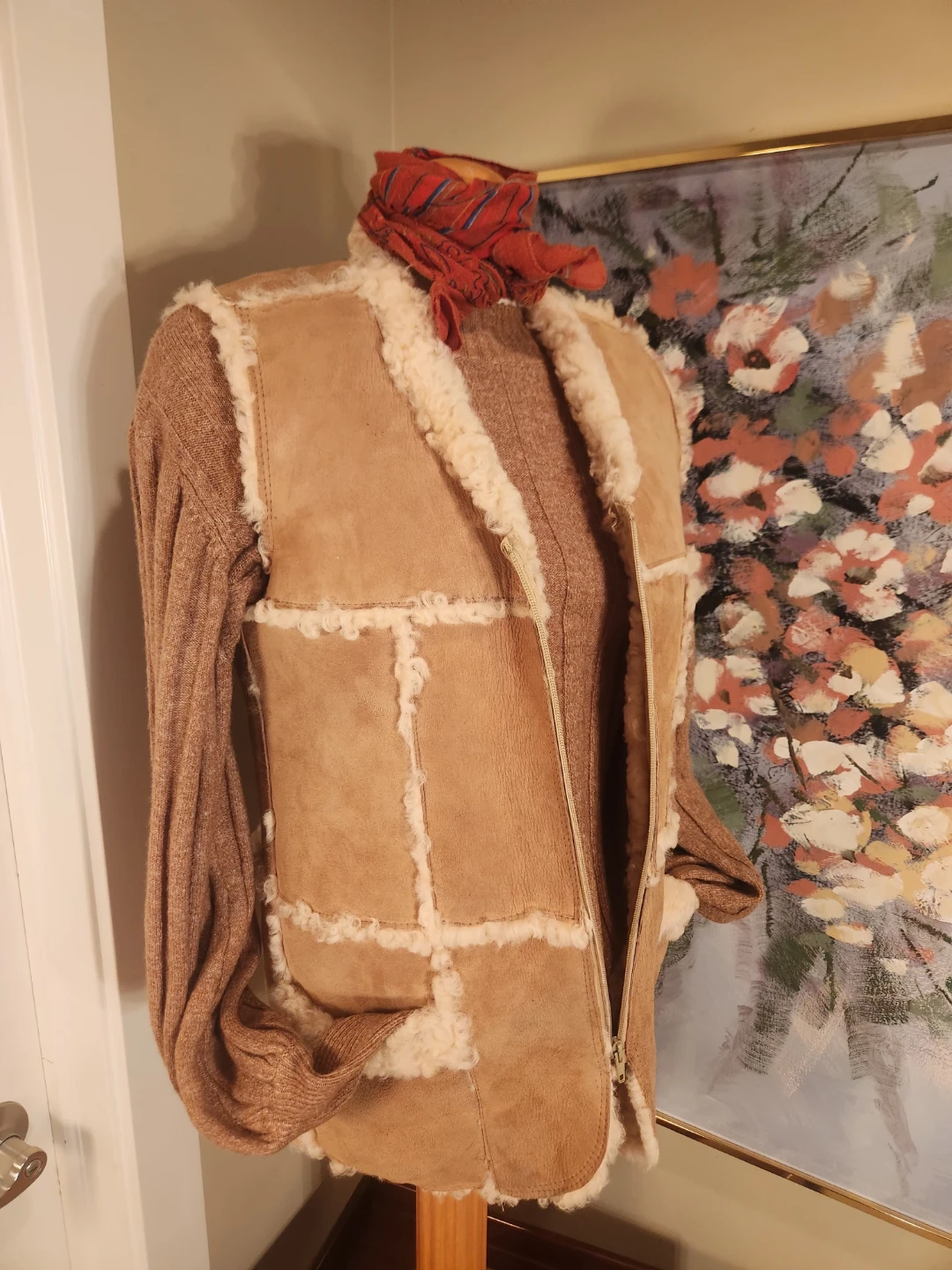 VINTAGE Shearling zipper Vest, excellent quality - photo 2