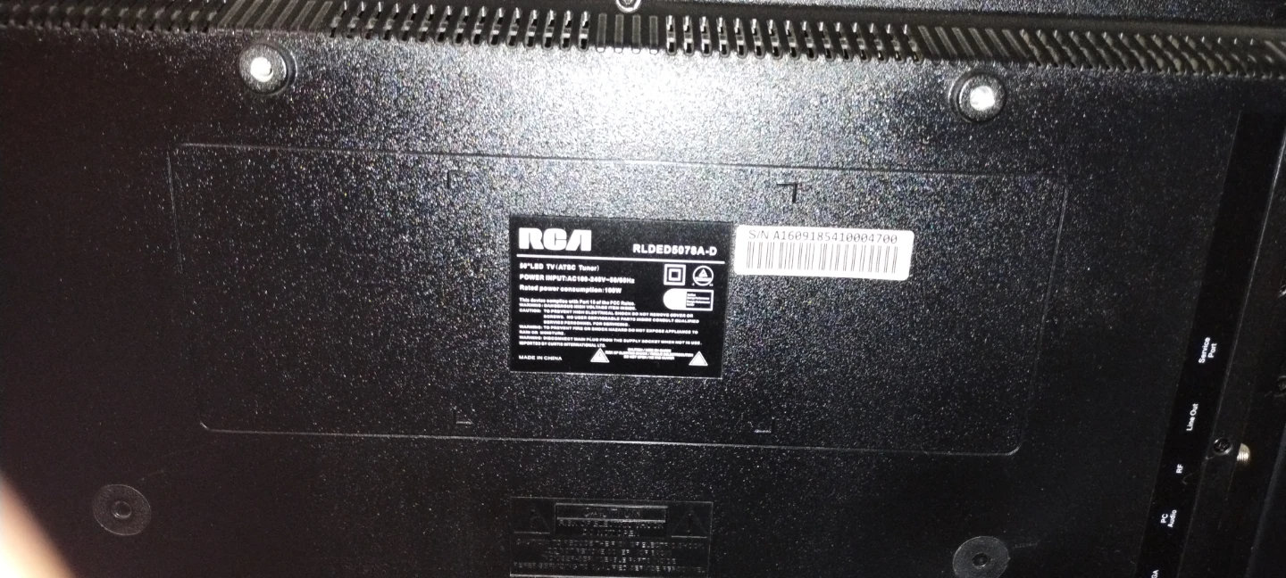 RCA 50" LED TV - photo 4