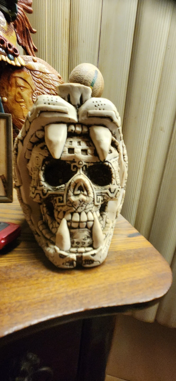 Aztec Jaguar Warrior Skull Statue🥕
