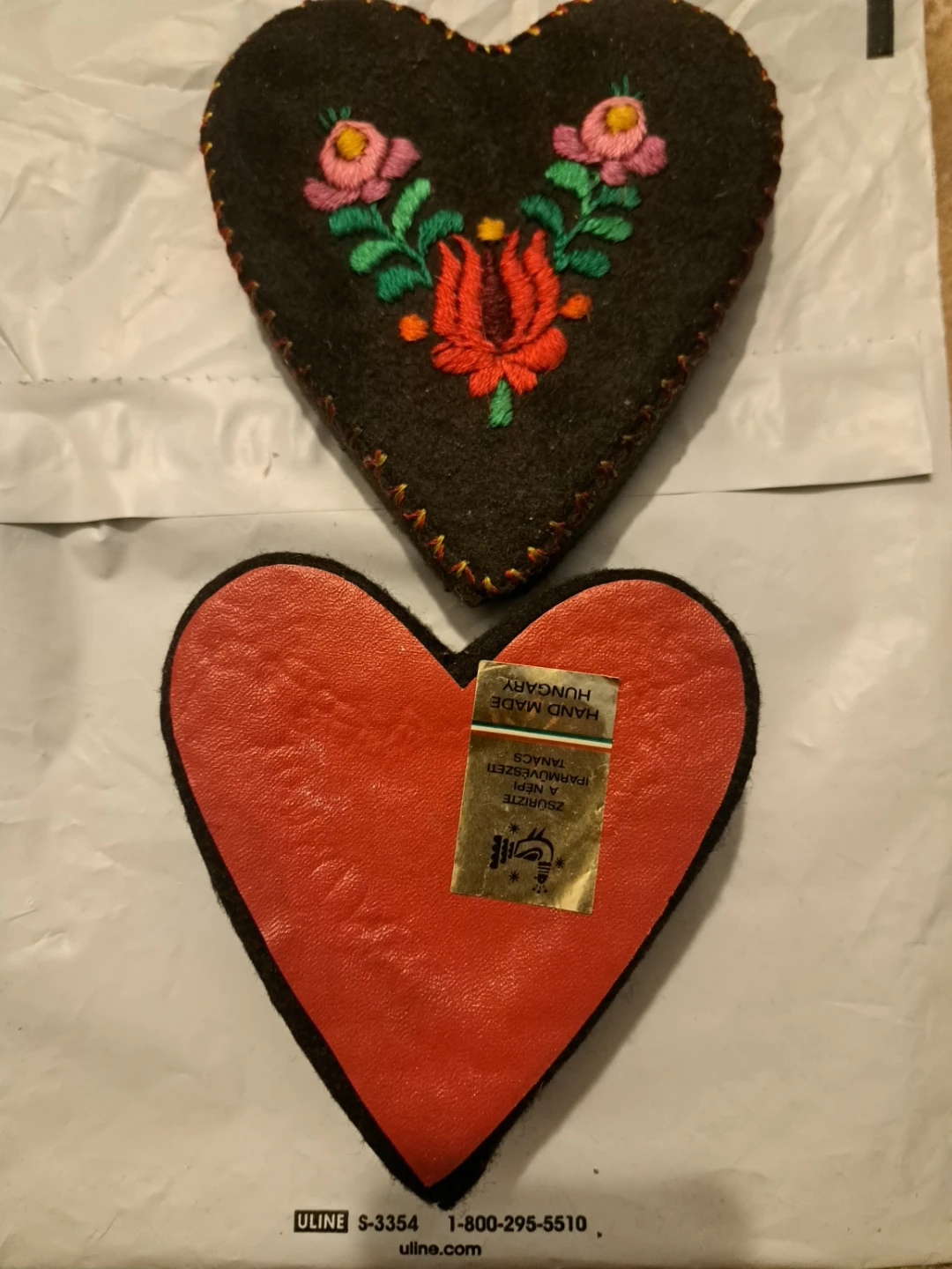Vintage Handmade Hungarian Heart Shaped Embroidered Felt Box - photo 3