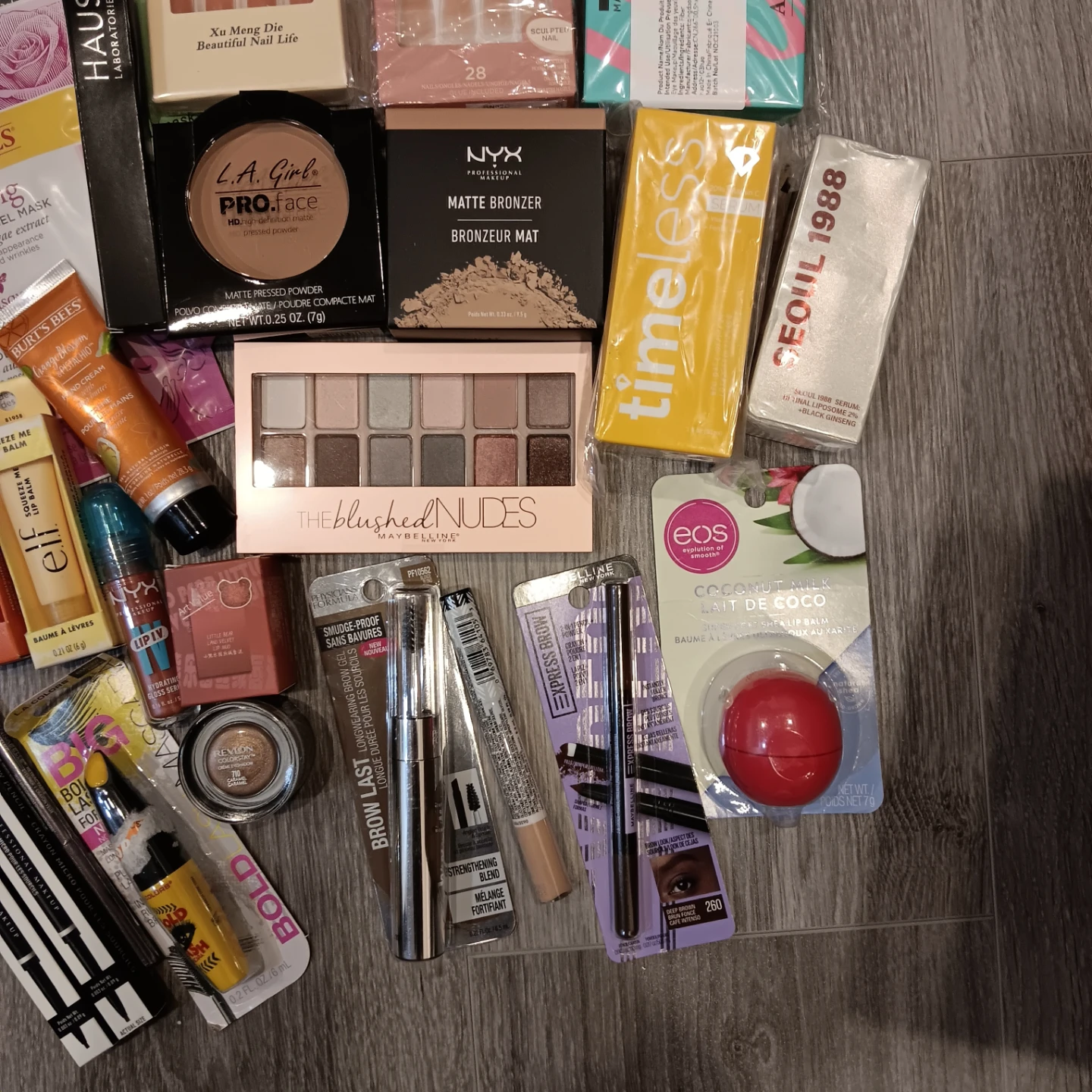 Assorted Makeup and Skincare Lot (over 30 items) - photo 4