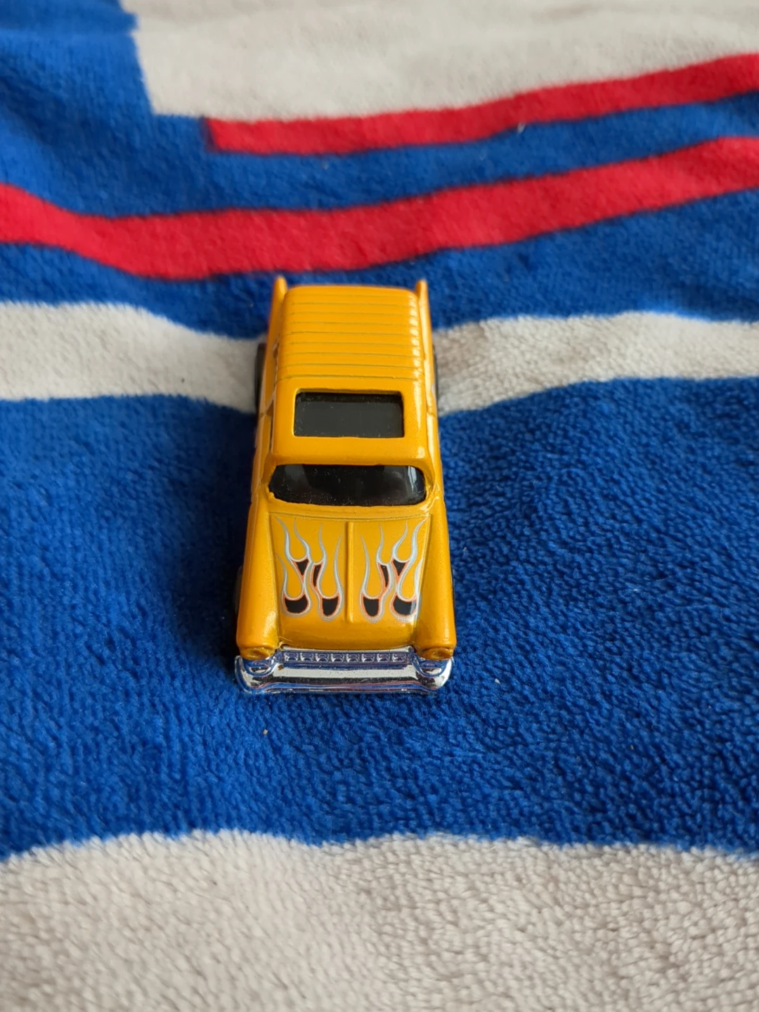 Hot Wheels Chevy Nomad Diecast Car