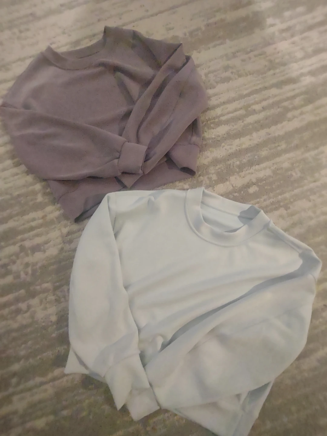 Lululemon Crewnecks - Size 2