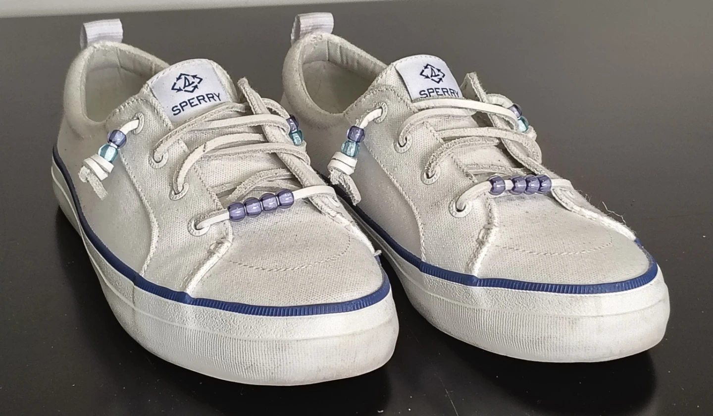Sperry Woman's Crest Vibe Beaded Canvas Sneaker's