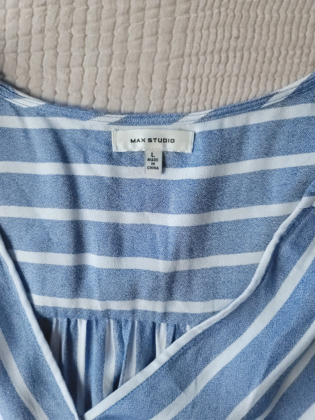 Max Studio Blue White Striped Minimalist Clean Aesthetic Sz L - photo 2