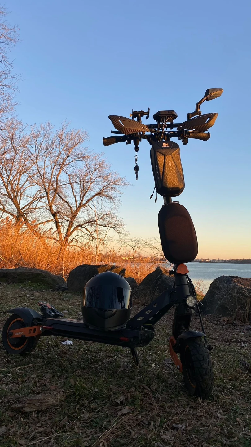 Kugoo G2 Max Electric Scooter - photo 2