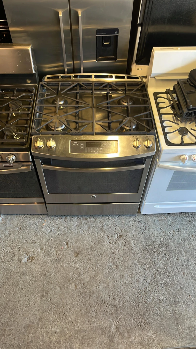 GE Stainless Steel Gas Range 30 inch - photo 3
