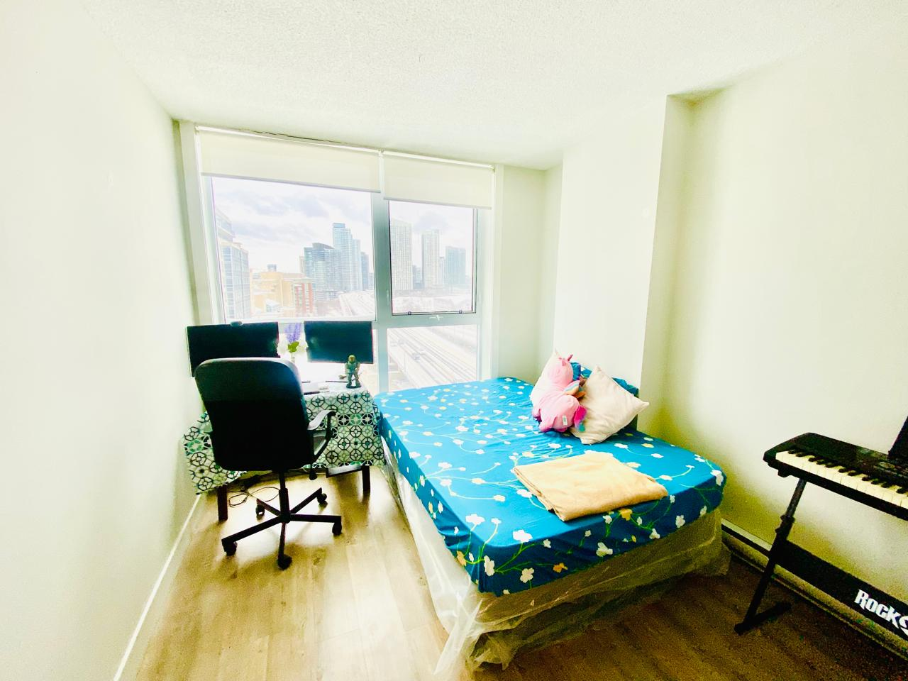 private room available  for rent