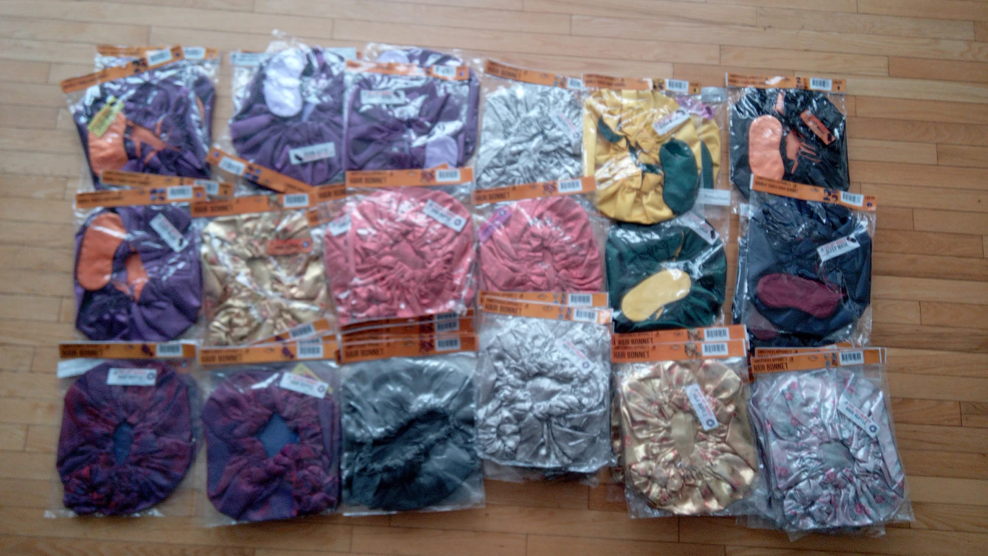 😴 Bonnets with Sleep-Mask and Scrunchie *NEED GONE ASAP*