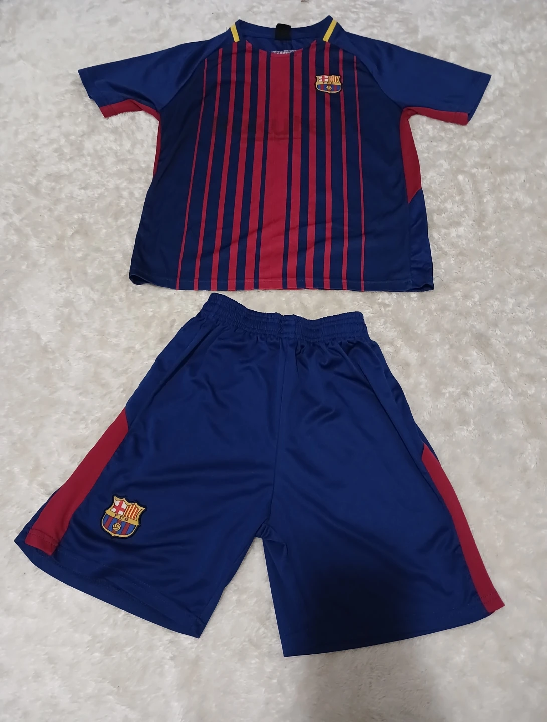 FC Barcelona Soccer Jersey & Shorts Set - Size 12 - photo 2