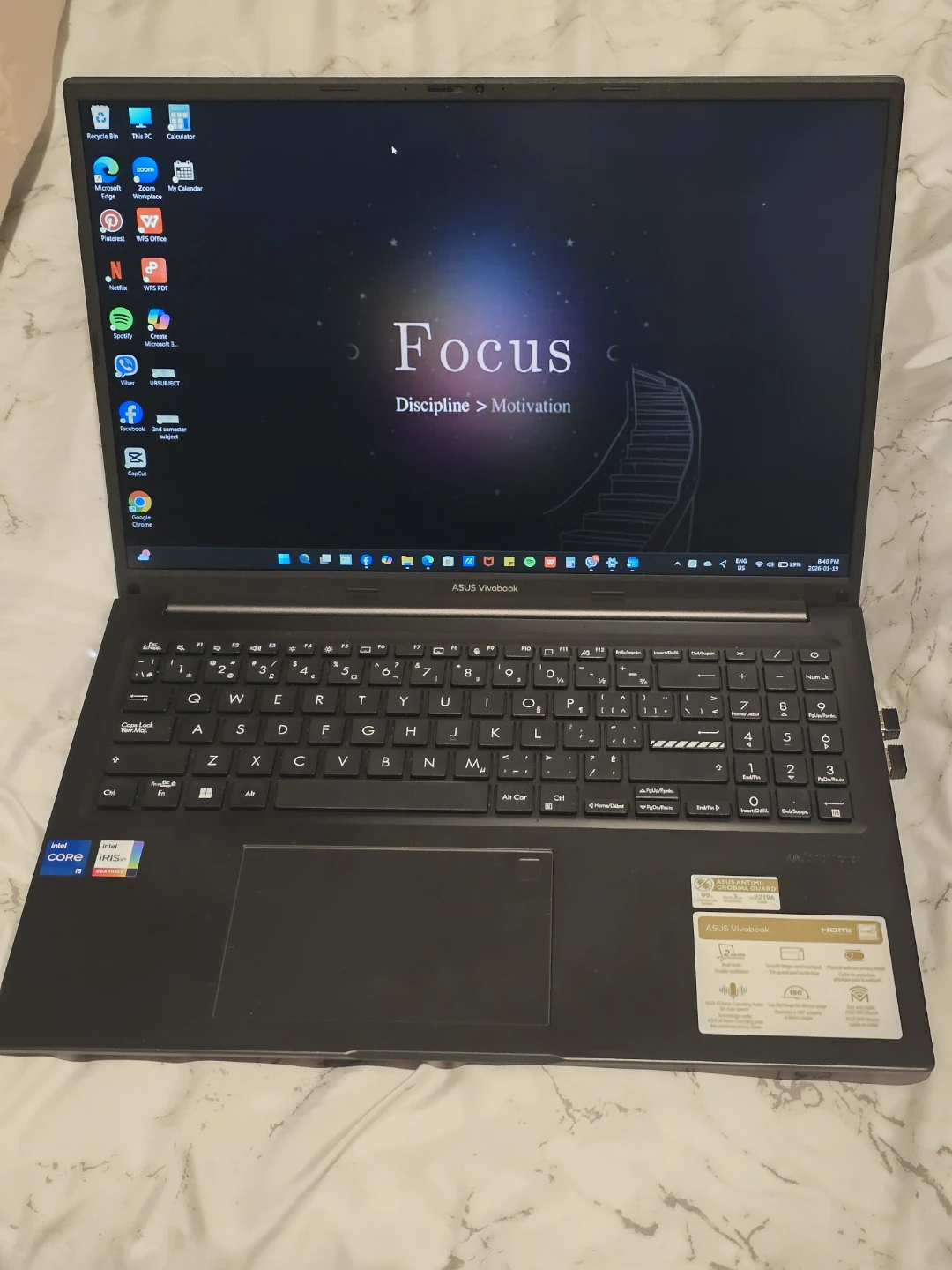 ASUS Vivobook Laptop with Ninja Air fryer Brand new