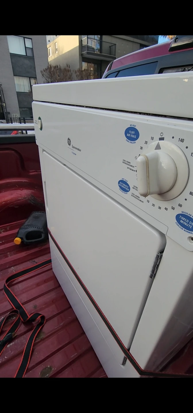 Dryer apartment size electric plug 🔌 - photo 2