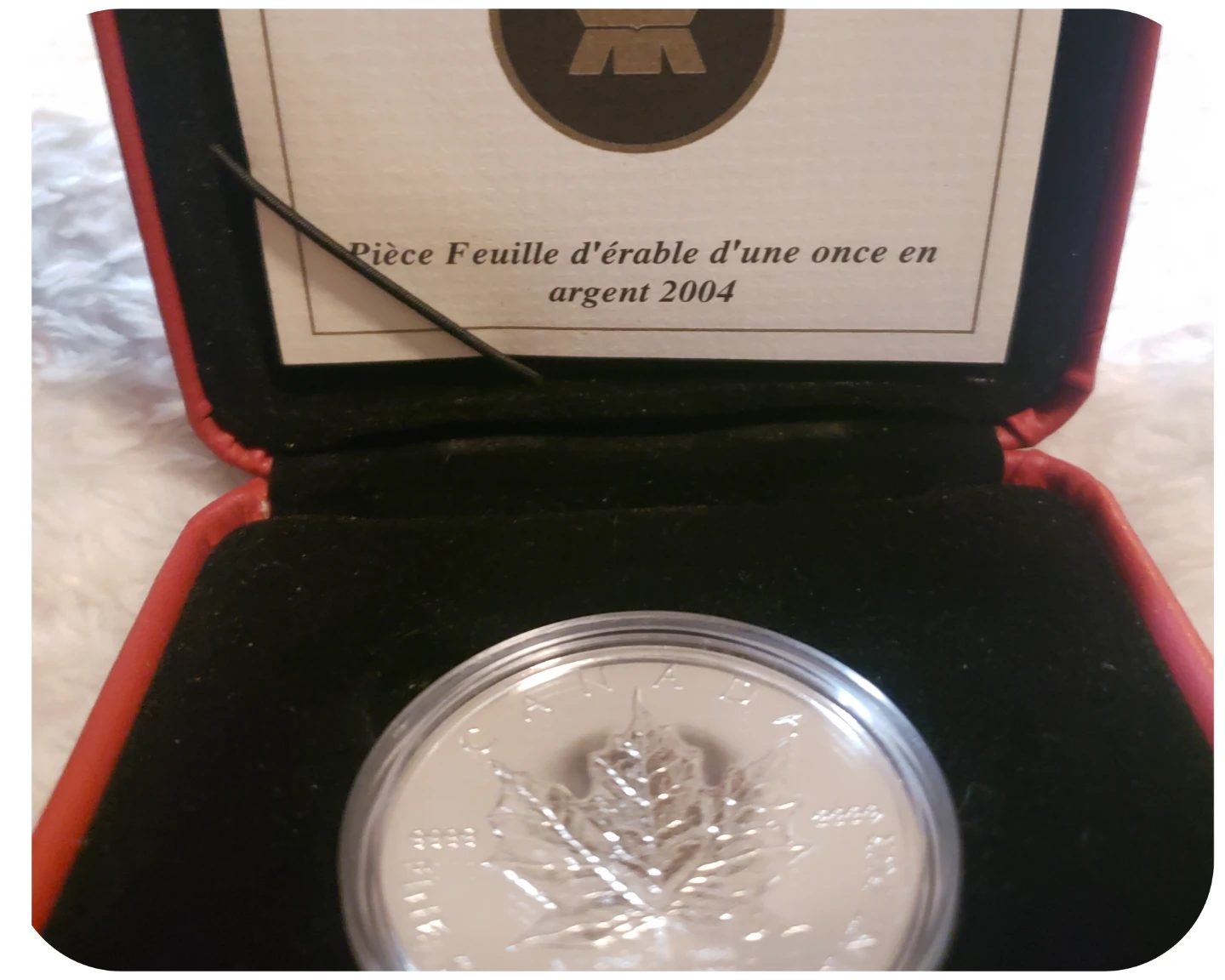 2004 Canadian Silver Maple Leaf $5 Coin - Desjardins - photo 4