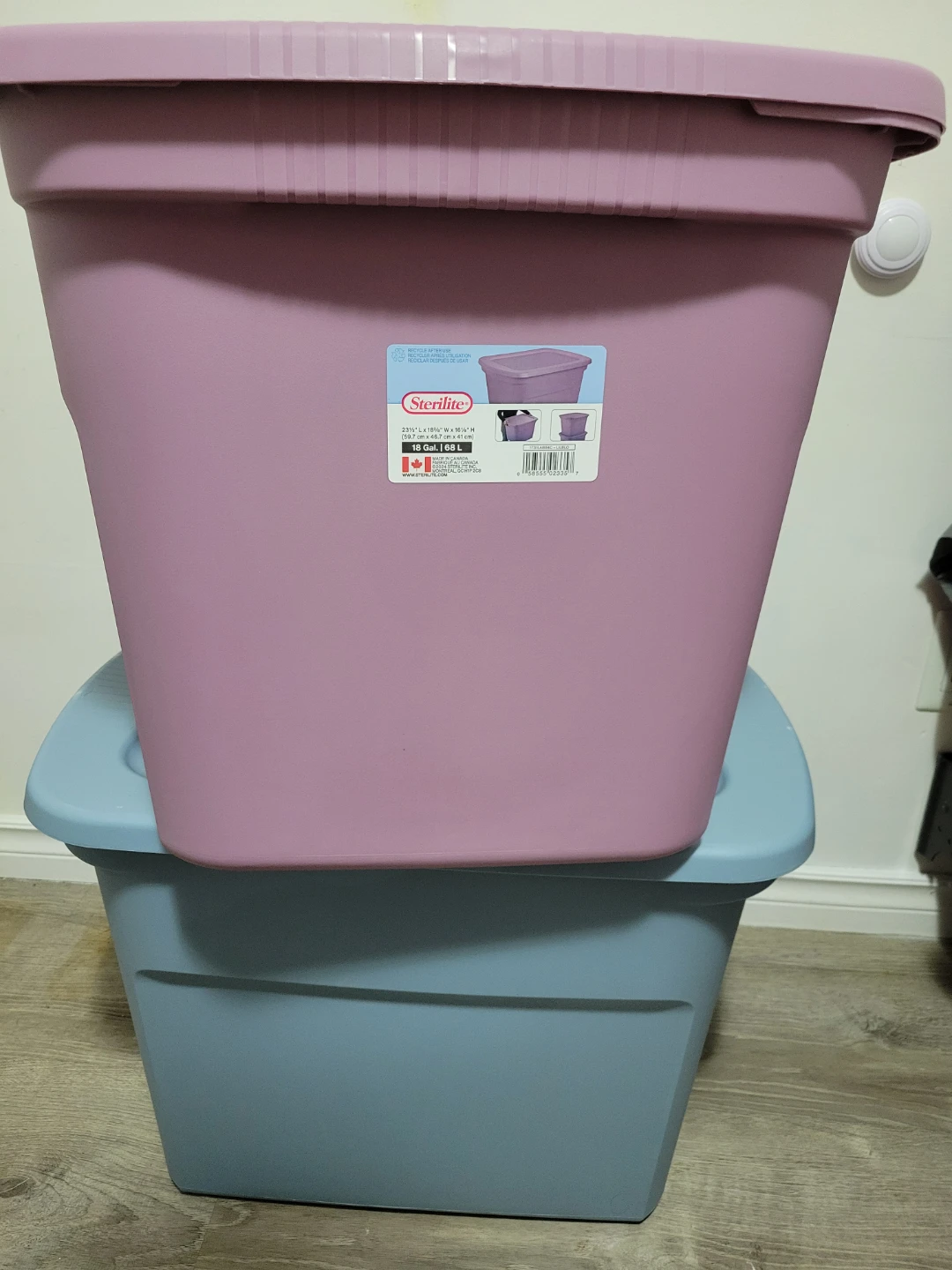 Sterilite 18-Gallon Storage Bin – Lilac, Like New
