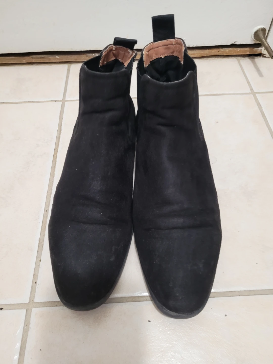 🎁 FREE H&M Black Suede  Boots Size 41