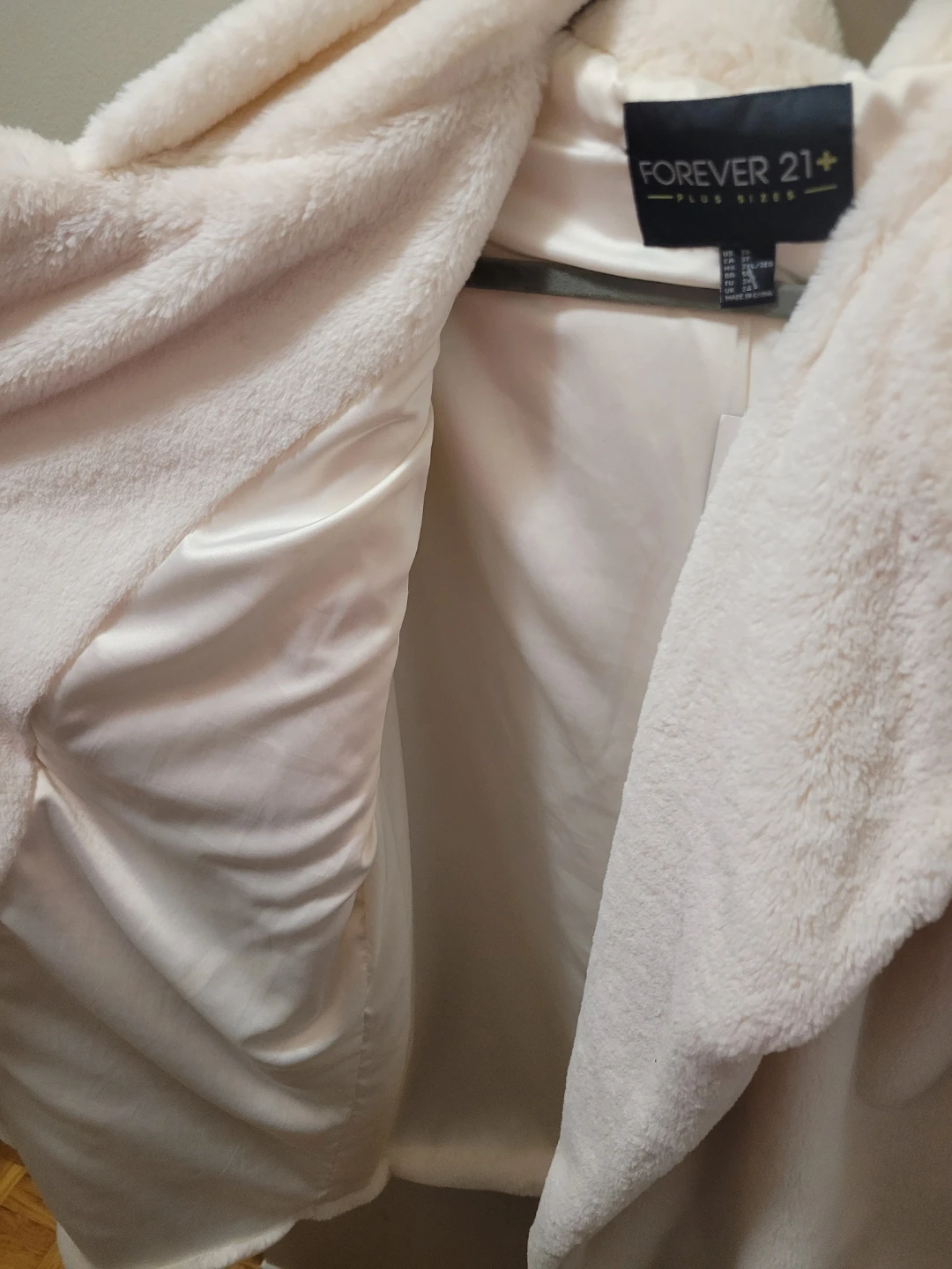 White Plush Hooded Jacket - photo 3