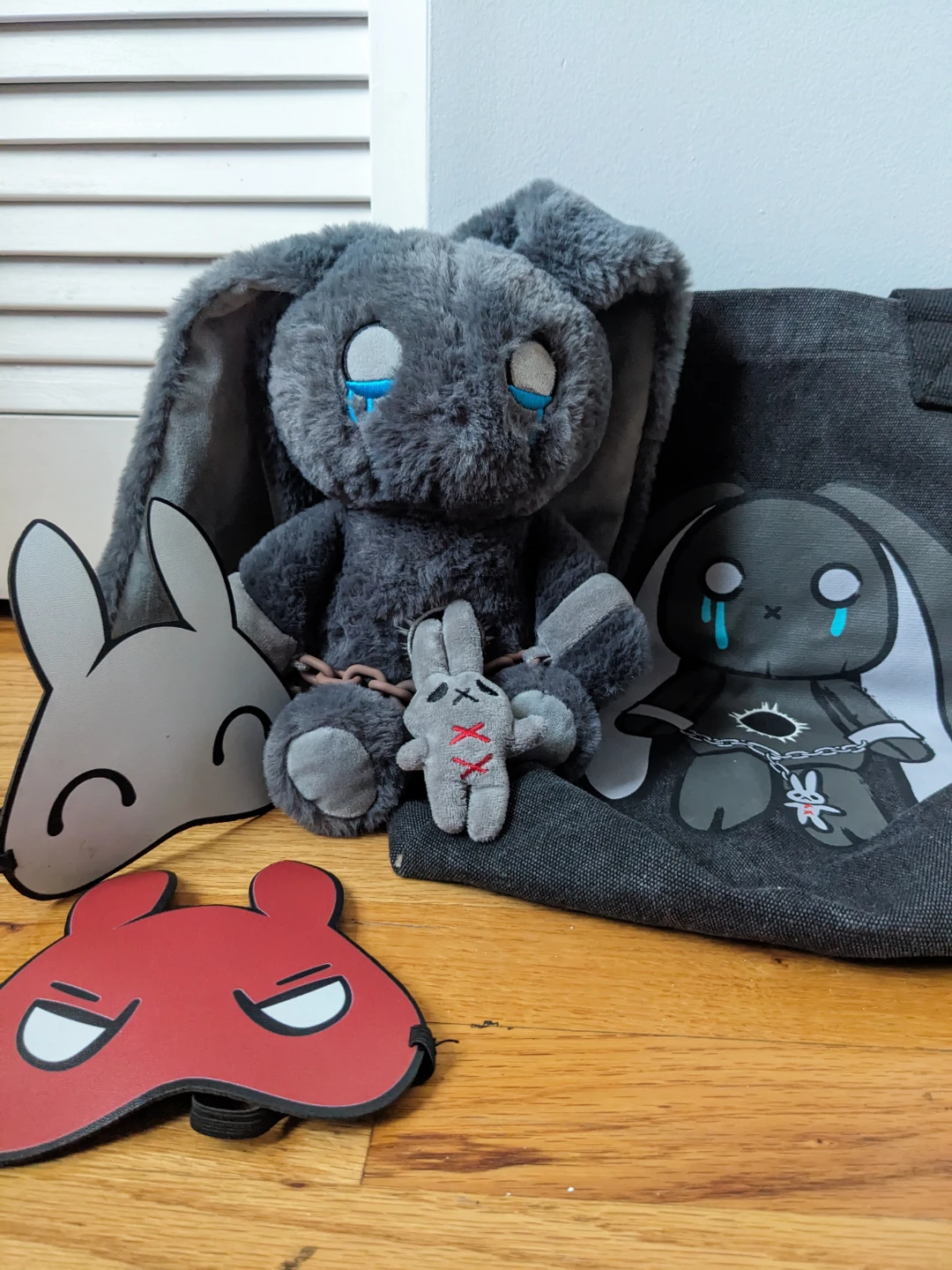 Plushie Dreadfuls PTSD Bunny – Complete Set – Great Conditio