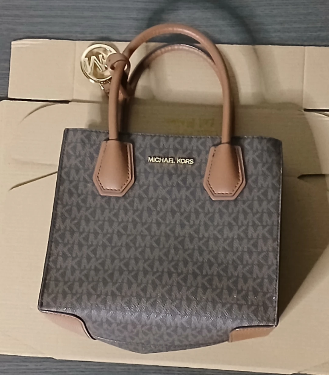 Michael Kors Monogram Tote Bag - photo 3